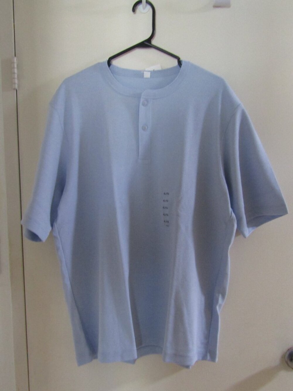 Uniqlo Dry waffle Henley neck Short - Sleeve T-Shirt- X Large
